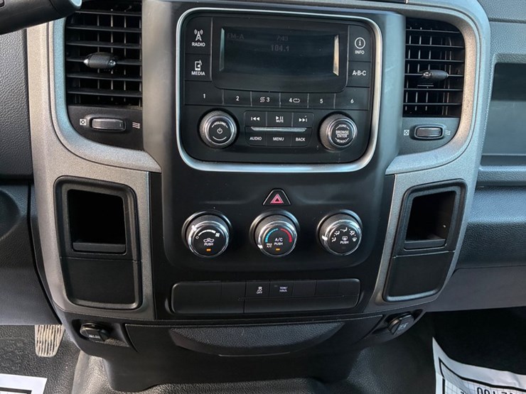 2015-dodge-ram-2500-image-9