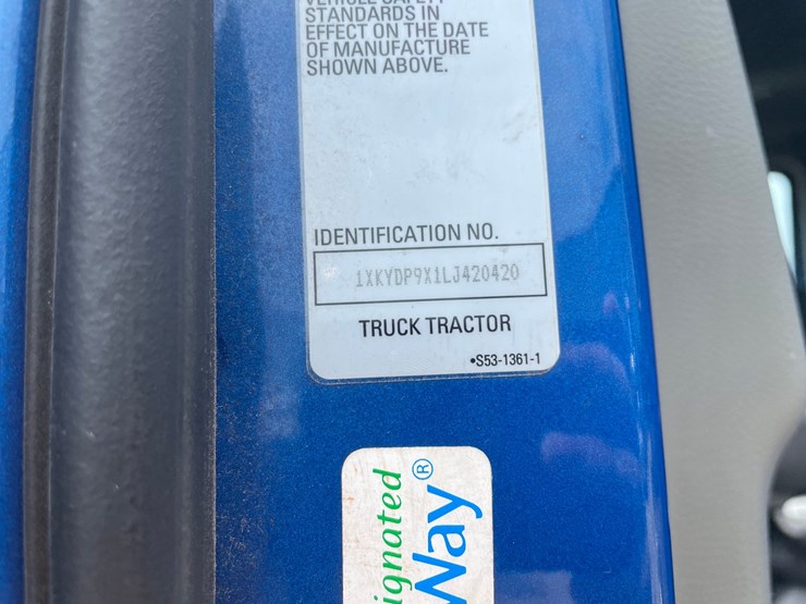 2020-kenworth-t680-image-38