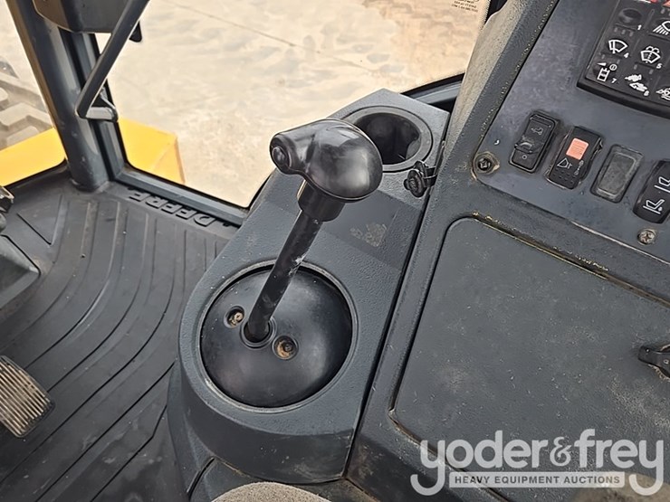 2014-deere-310sk-image-71