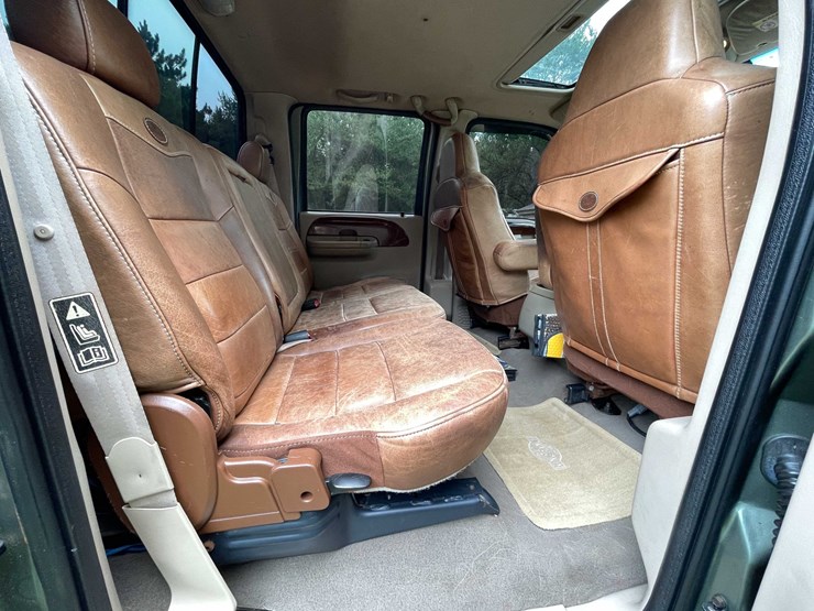 #5703-•-2004-king-ranch-ford-(has-wi-title)-image-89
