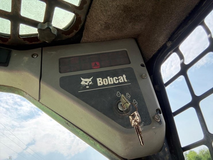 bobcat-t300-image-23