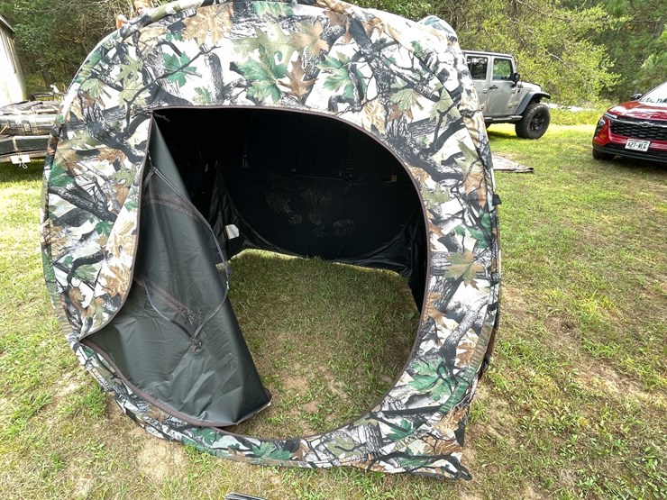 #5722-•-big-dog-hunting-blind-image-2