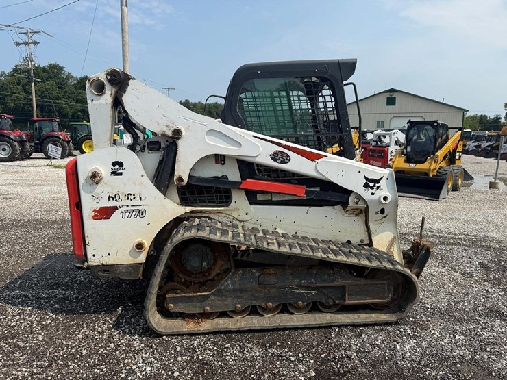 2020-bobcat-t770-image-5