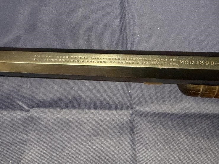 gs---winchester-22s-model-1890-pump-action-image-10