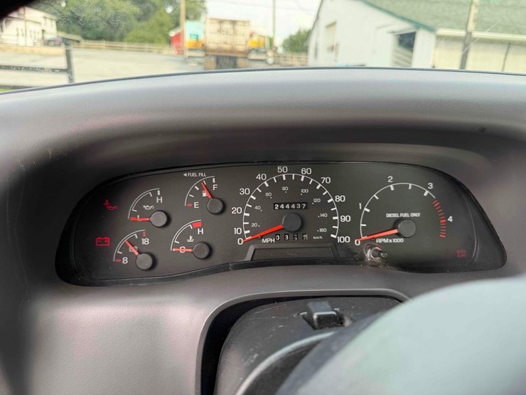 2000-ford-f550-image-34