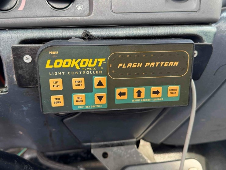 2000-ford-f550-image-31