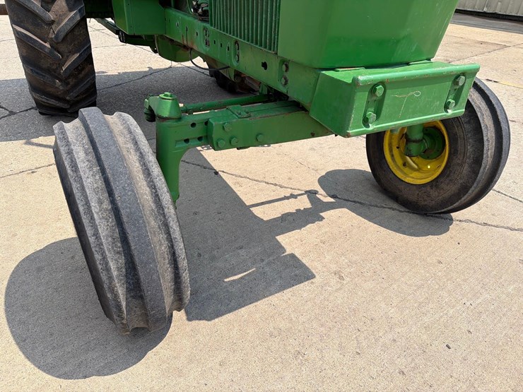 john-deere-4030-image-12