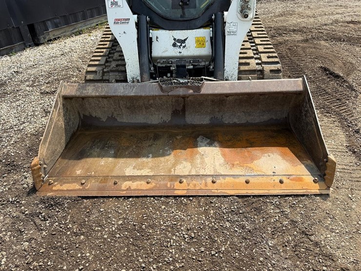 2023-bobcat-t770-image-9