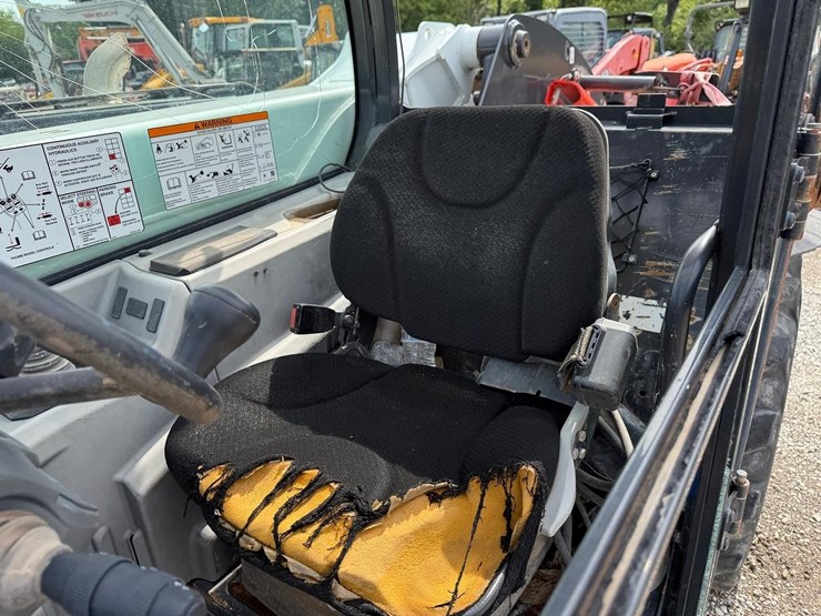 2022-bobcat-tl619-image-16