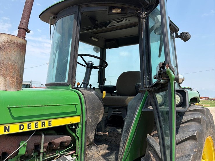 john-deere-4030-image-32