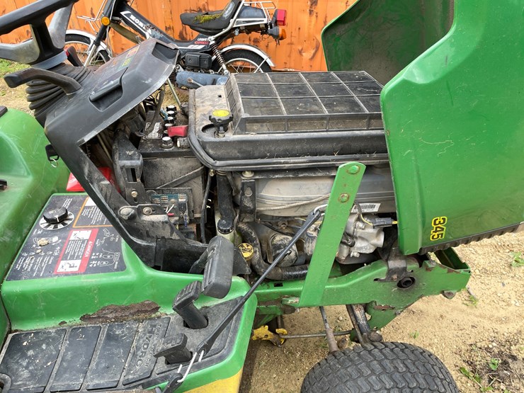 john-deere-345-image-12