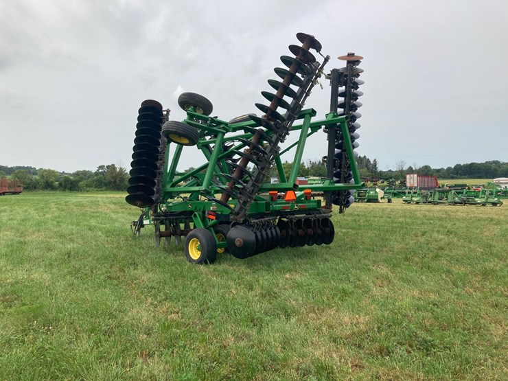 2015-john-deere-2620-image-3