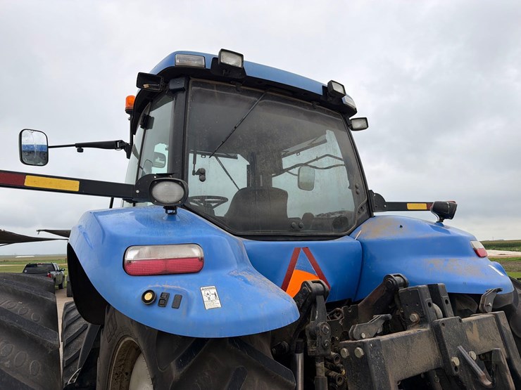 2009-new-holland-t8050-image-28