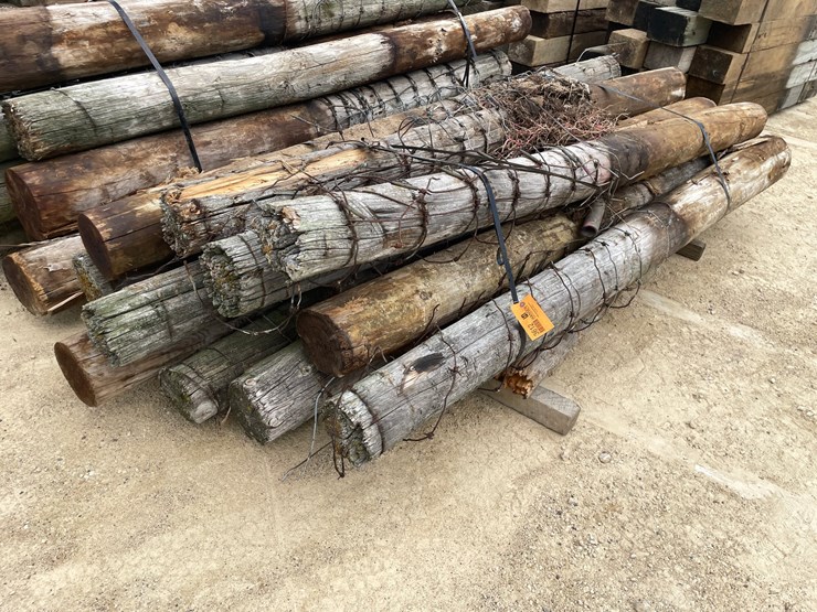 #3612-•-bundle-of-used-round-posts-image-2