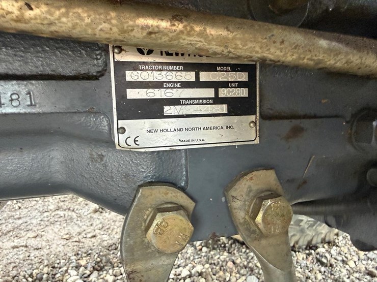 new-holland-tc25d-image-28