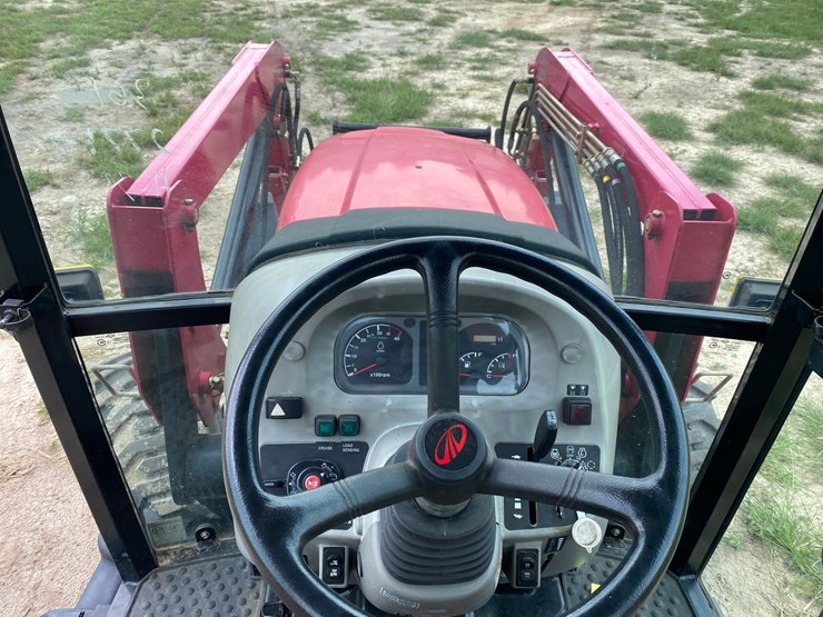 2012-mahindra-6010-image-18
