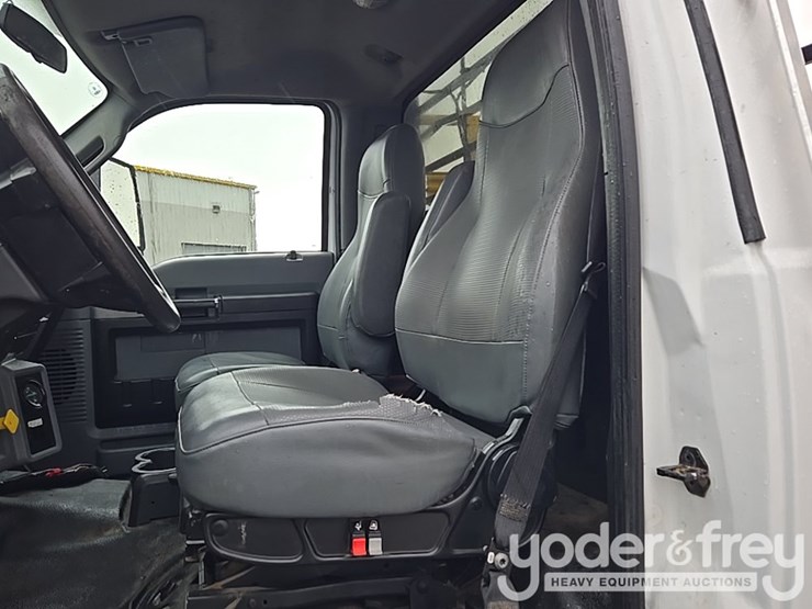 2019-ford-f750-image-44