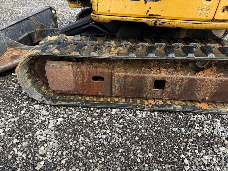 deere-35d-image-16