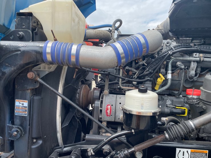 2020-kenworth-t680-image-43