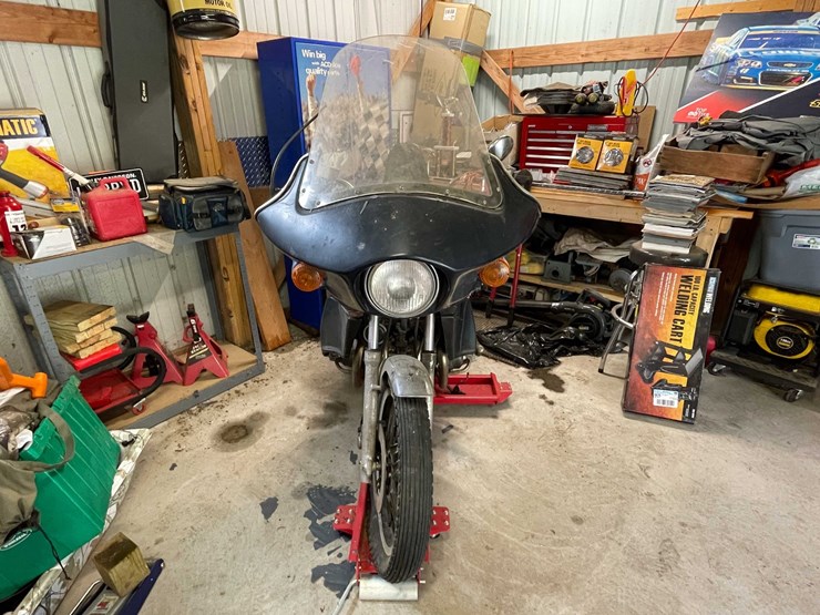 #5705-•-1981-honda-cb-750-custom-(title-in-delay)-image-2