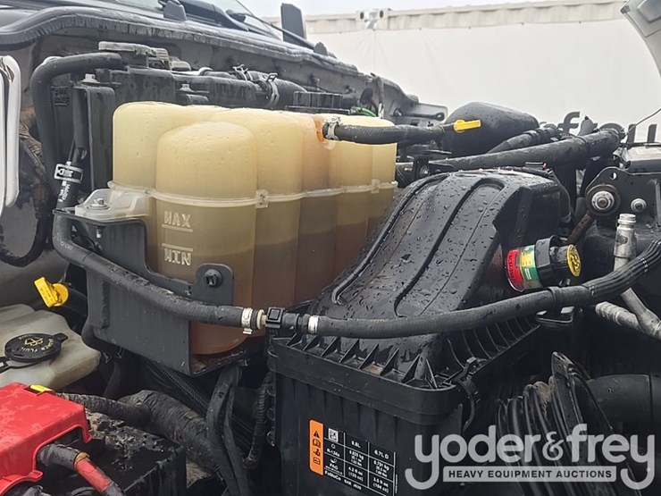 2019-ford-f750-image-37