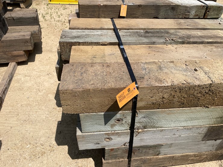 #3607-•-bundle-of-used-guard-rail-posts-image-8