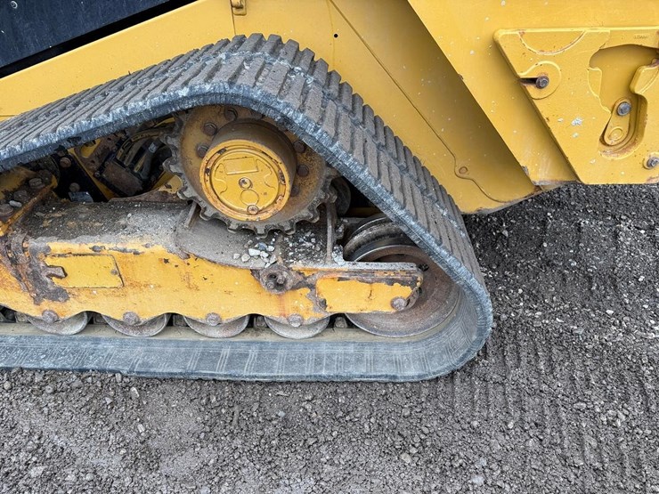 2022-caterpillar-289d3-image-19