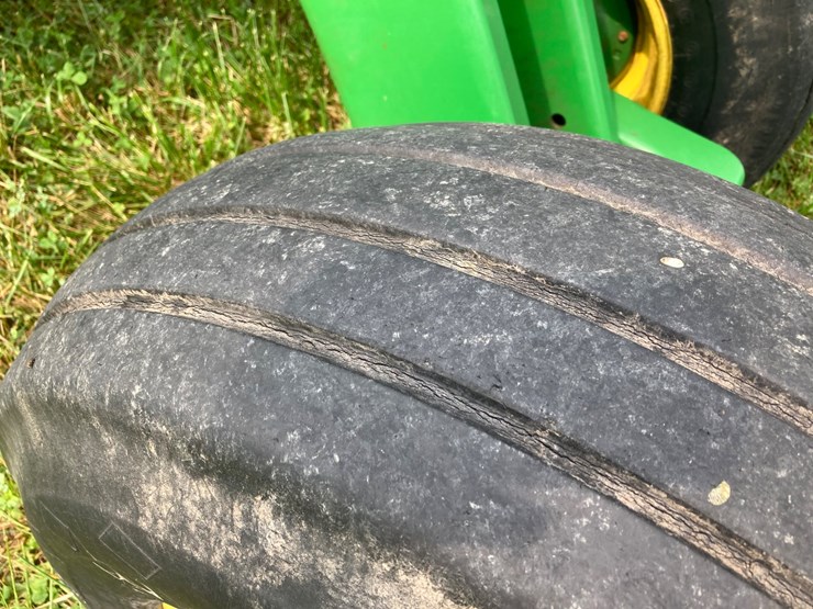 2015-john-deere-2620-image-26
