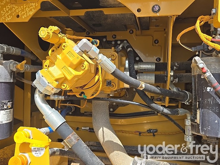 2019-caterpillar-336-image-42