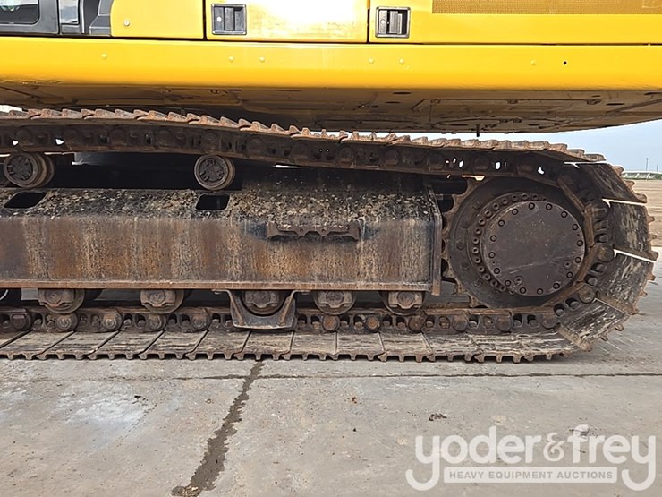 2019-caterpillar-336-image-11