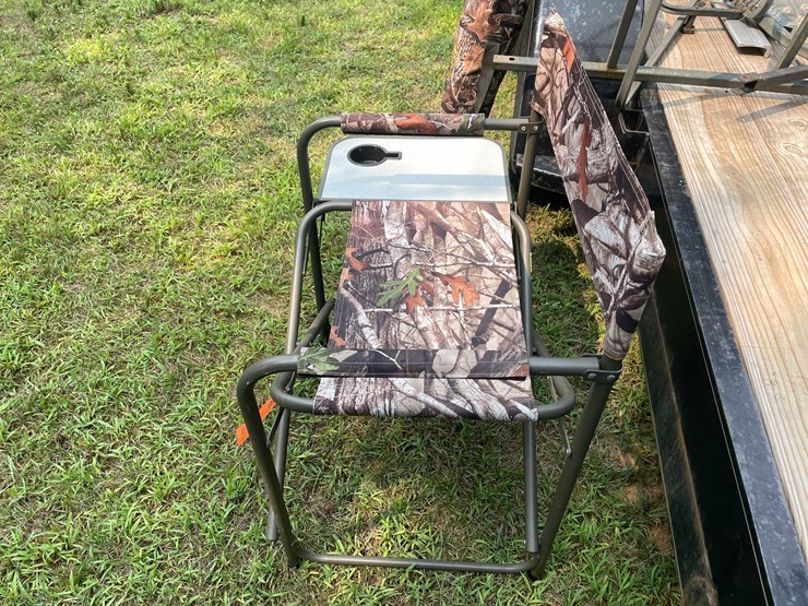 #5728-•-(2)-lawn-chairs-image-9