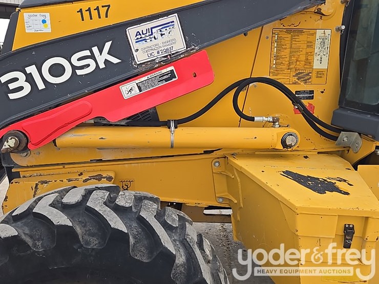 2014-deere-310sk-image-16