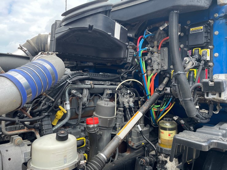 2020-kenworth-t680-image-41