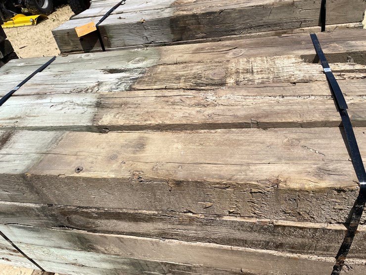 #3602-•-bundle-of-used-guard-rail-posts-image-8