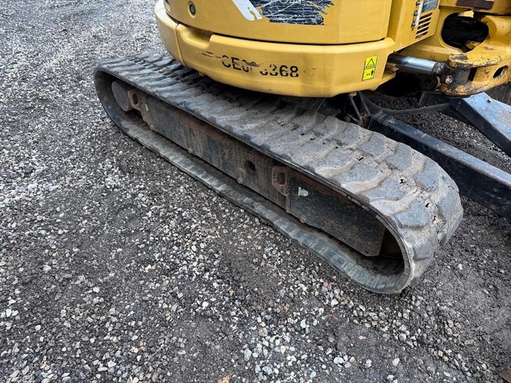 2015-caterpillar-304e2-cr-image-12