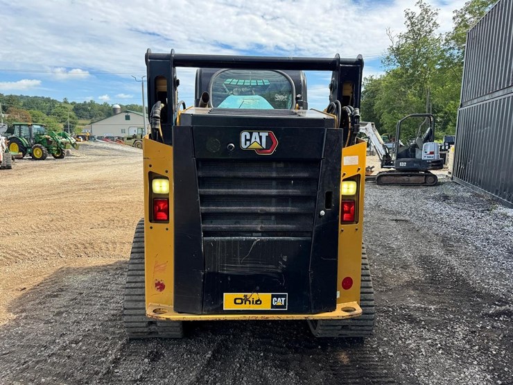 2023-caterpillar-259d3-image-5