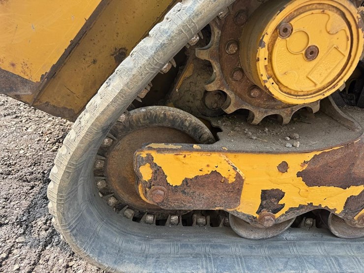 2016-caterpillar-259d-image-20