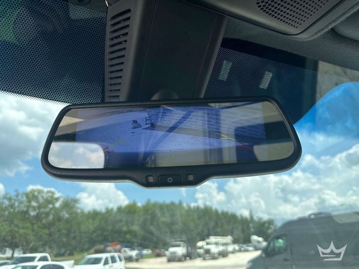 2021-mercedes-benz-sprinter-4500-image-38