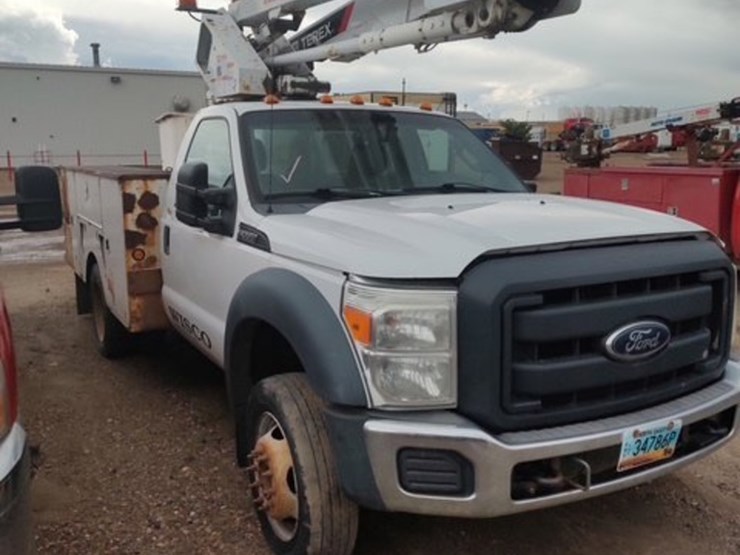 2012-ford-f550-image-1