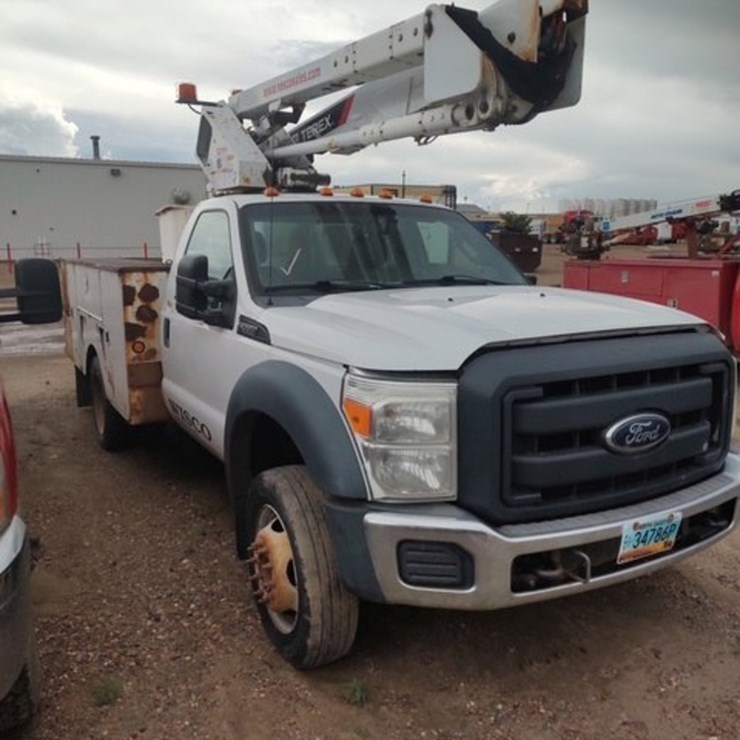 2012 FORD F550