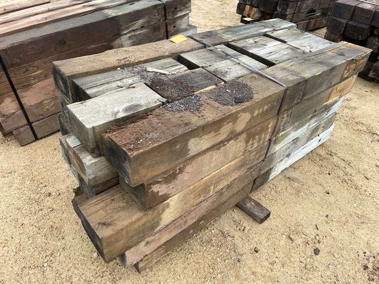 #3629-•-bundle-of-used-guard-rail-posts-image-4