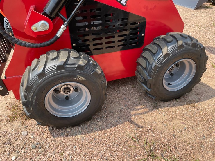 #5596-•-mms-sl-323tz-mini-skid-steer-loader-(mosinee,-wi)-image-11