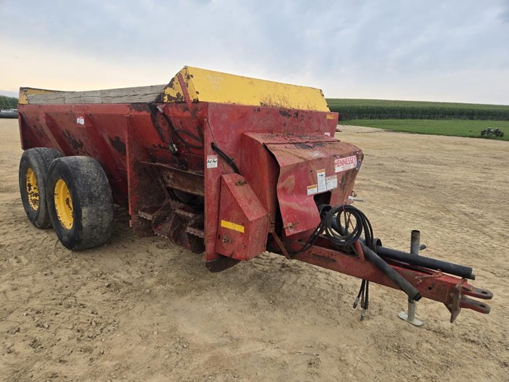 new-holland-3110-image-1