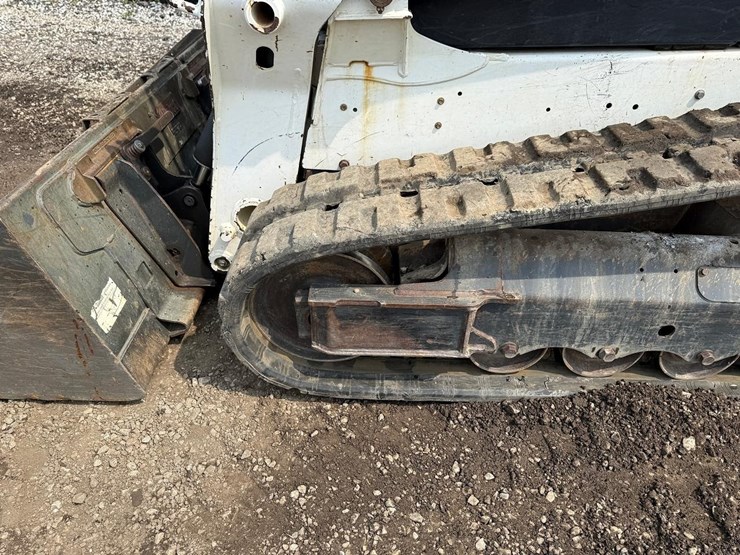 2019-bobcat-t595-image-18