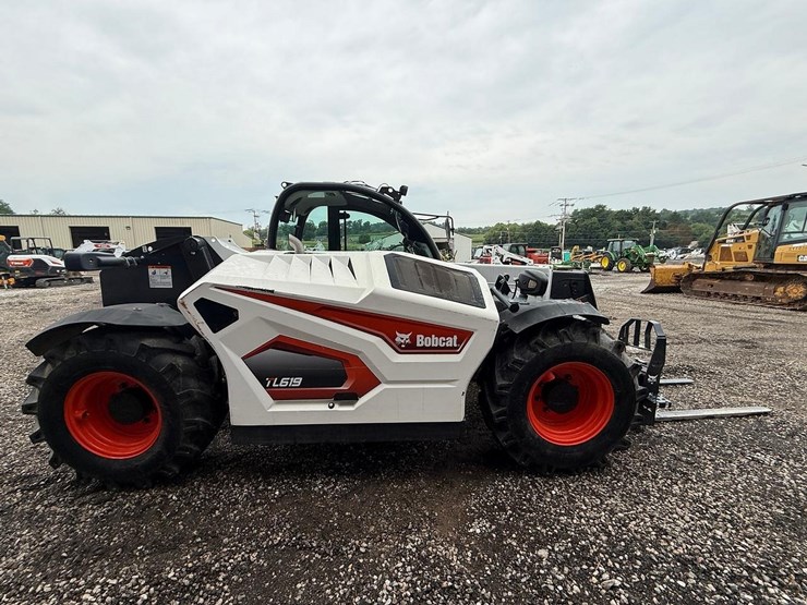 2022-bobcat-tl619-image-5