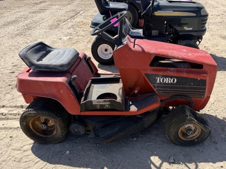 toro-832-image-2