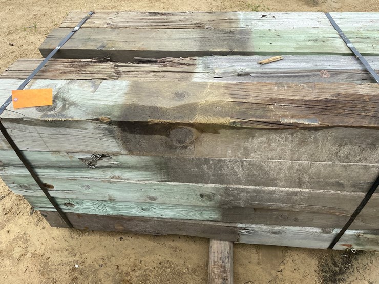 #3631-•-bundle-of-used-guard-rail-posts-image-7