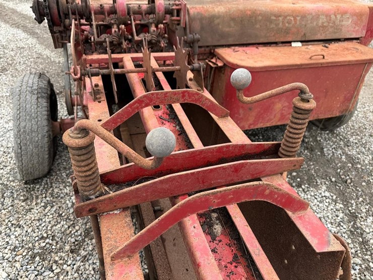 new-holland-269-image-10