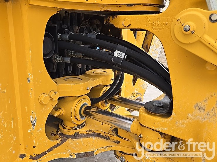2012-deere-310sk-image-28