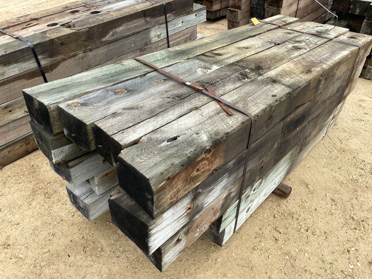 #3625-•-bundle-of-used-guard-rail-posts-image-4